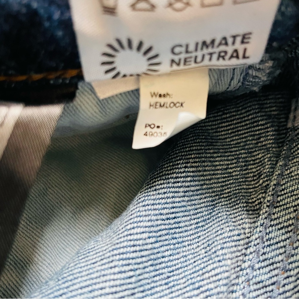 Reformation SIZE 26 Noa Ultra High rise barrel jeans in dark wash ‘Hemlock’ - Picture 6 of 6